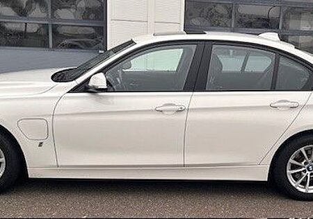 BMW 330e iPerformance Advantage Garantie bis 05/26