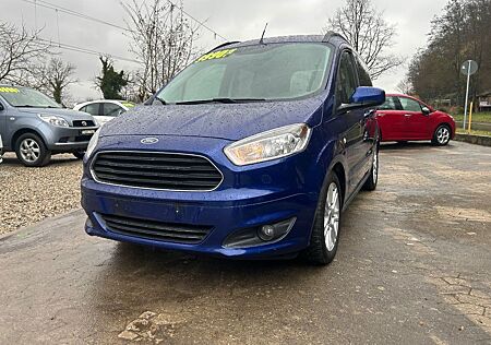 Ford Tourneo Courier Titanium