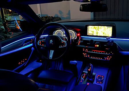 BMW 530d xDrive Touring A -