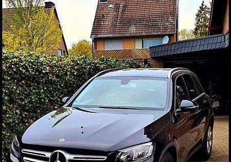 Mercedes-Benz GLC 250 4MATIC Autom. unfallfrei, Scheckheft