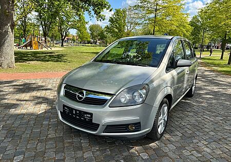 Opel Zafira B CATCH ME