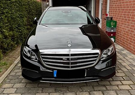 Mercedes-Benz E 350 d 4MATIC T Autom. -