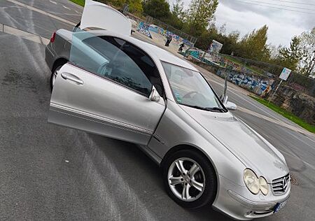 Mercedes-Benz CLK 200 KOMPRESSOR Avantgarde TÜV NEU