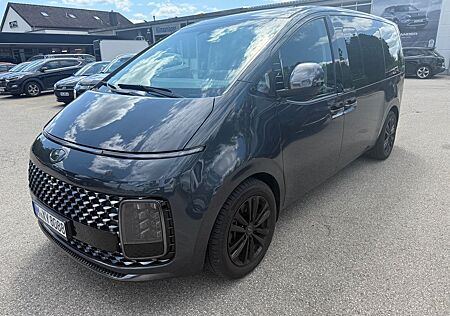 Hyundai Staria Signature 4WD I 7-Sitz I LEDER I NAVI I