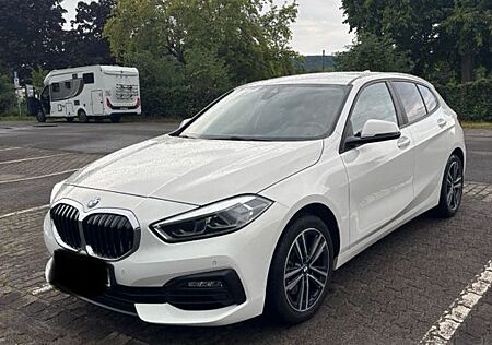 BMW 118i Advantage