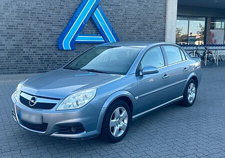 Opel Vectra 2.2 DIRECT Cosmo MT-6 Cosmo
