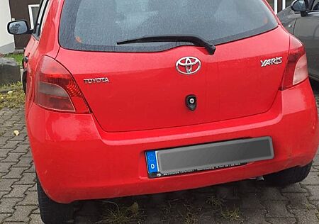 Toyota Yaris gebraucht kaufen Toyota Yaris 1,3-l-VVT-i Sol Sol