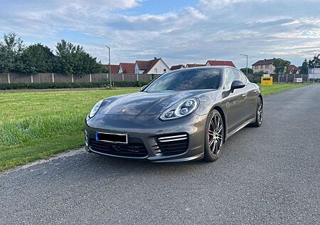 Porsche Panamera Turbo Executive Turbo Executive
