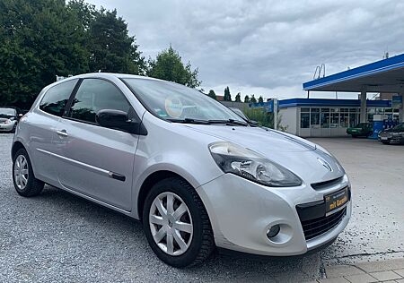 Renault Clio III Night and Day/NAVI/AHK/SHZ/TEMPOMAT/