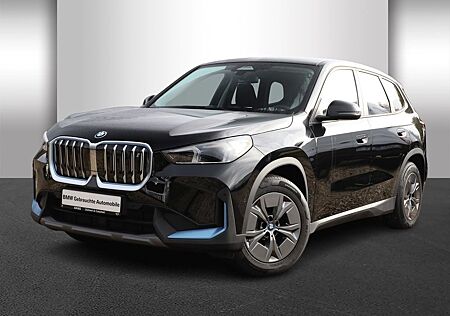 BMW iX1 xDrive30