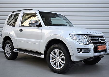 Mitsubishi Pajero 3.2 DI-D Top+Automatik+Kamera+SHZ