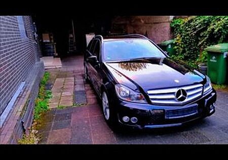 Mercedes-Benz C 220 CDI T -