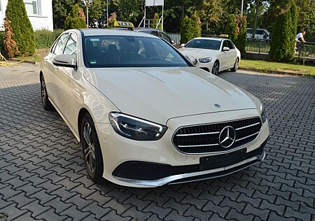 Mercedes-Benz E 200 E200d*TAXI*MB SCHECKHEFT*KAMERA*SPIEGELTAXAMETER