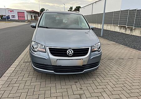 VW Touran Volkswagen 1.4 TSI DSG Freestyle Freestyle