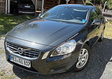 Volvo V60 DRIVe Klima, SHZ, sparsam