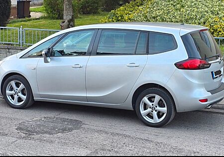 Opel Zafira Tourer 2.0 CDTI 121kW Automat...