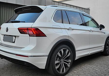 VW Tiguan Volkswagen 2.0 TDI DSG Highline / R line