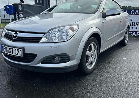 Opel Astra H TwinTop 1.8 Edition
