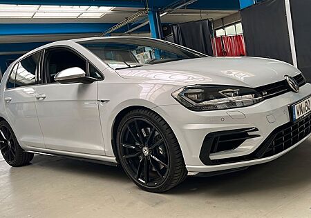 VW Golf Volkswagen 7.5 R 2.0 TSI DSG 4MOTION