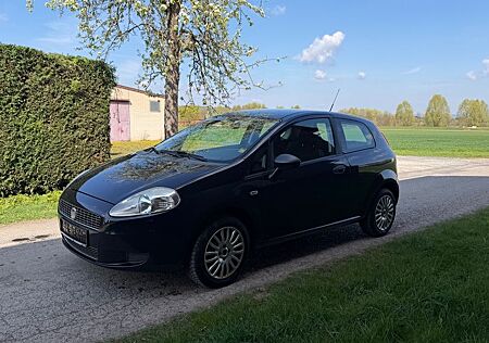 Fiat Grande Punto 1.2 8V Active*8-Fach bereift