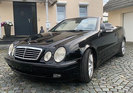 Mercedes-Benz CLK 230 KOMPRESSOR AVANTGARDE Avantgarde