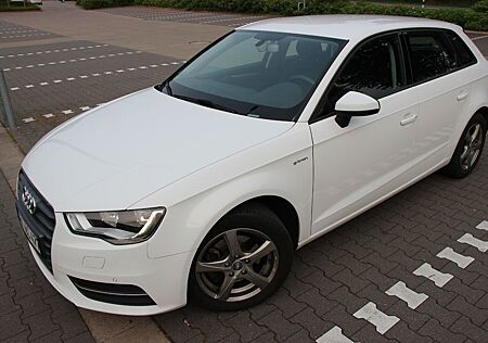 Audi A3 g-tron Sportback AHK Benzin/Erdgas