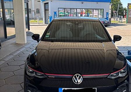 VW Golf Volkswagen VIII GTI 2,0l TSI OPF DSG IQLight