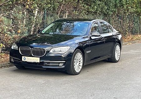 BMW 730d A Vollausstattung (ehem. UPE 107.640.00 €)