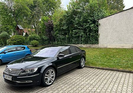 VW Phaeton Volkswagen 3.0 V6 TDI 4MOTION Tiptronic 5-Sitzer -