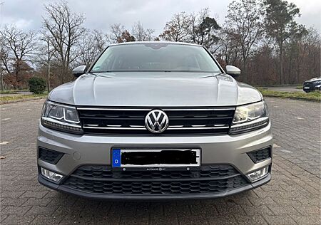 VW Tiguan Volkswagen 2.0 TDI SCR Comfortline Comfortline