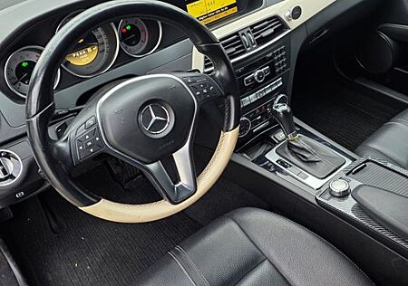 Mercedes-Benz C 250 CDI 4MATIC AVANTGARDE Autom. AVANTGARDE