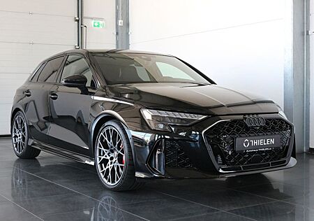 Audi RS3 Sportback/Pano/Matrix/Sportabg/Sonos/Schale