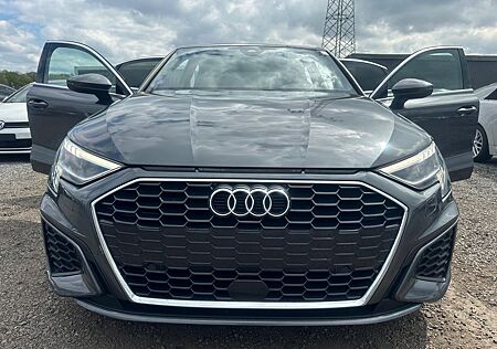 Audi A3 Limousine 35 TFSI S line 1,5 Voll,Leder,Navi