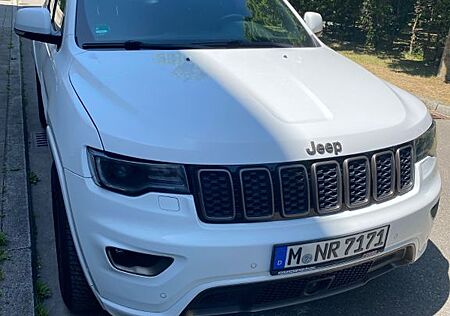 Jeep Grand Cherokee Limited 3.0 V6 M.-Jet 184kW A...