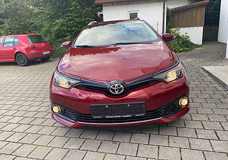 Toyota Auris Touring Sports Team D-NAVI-KAMERA-TEMPOMAT