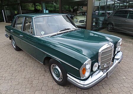 Mercedes-Benz 280 S W108