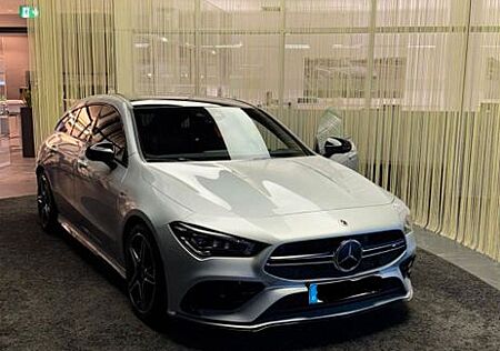 Mercedes-Benz CLA 45 AMG Shooting Brake CLA 35 AMG Shooting Brake Mercedes-AMG CLA 3...