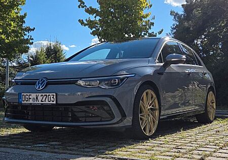 VW Golf Volkswagen 2.0 TSI OPF 140kW DSG R-Line R-Line