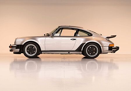 Porsche 930 911 Turbo 3.0 Matching German delivered
