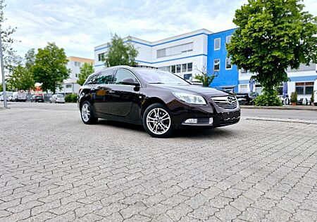 Opel Insignia 2.0 CDTI Autom. 4x4