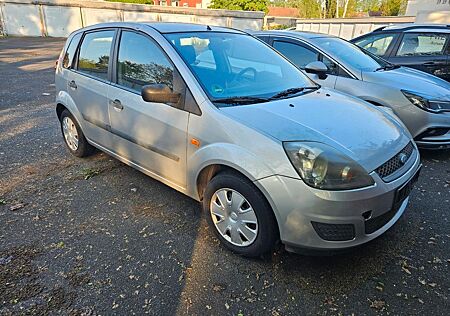 Ford Fiesta 1,3 51 kW Ambiente Ambiente
