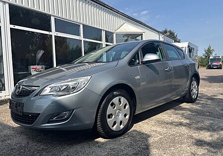 Opel Astra J Lim. 5-trg. Edition