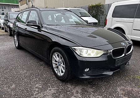 BMW 320d xDrive Touring Navi Panorama Xenon Head-Up