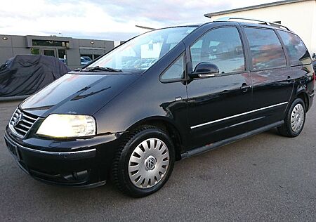 VW Sharan Volkswagen 1.9 TDI Autom Highline Navi/7 Sitze/Leder