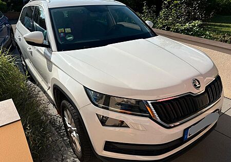 Skoda Kodiaq 4x4 2.0 TSI | 7 Sitze | Leder | Nav