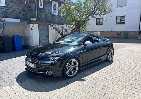 Audi TTS Coupe 2.0 TFSI S tronic quattro -