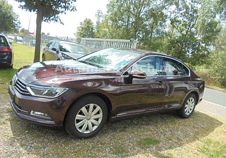 VW Passat Volkswagen TSI BMT Comfortline NAVI+KAMERA 84TKM