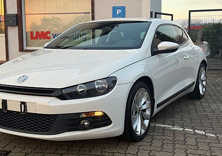 VW Scirocco Volkswagen 2.0 TSI AUTOMATIK/KLIMA/LEDER/2HAND
