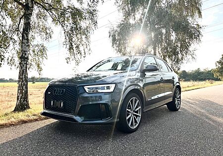 Audi RS Q3 RSQ3 2.5 TFSI S tronic quattro -