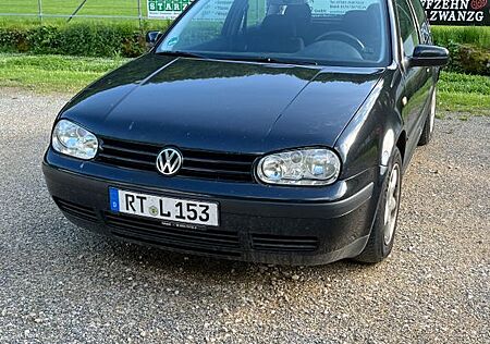 VW Golf Volkswagen 1.6 Basis